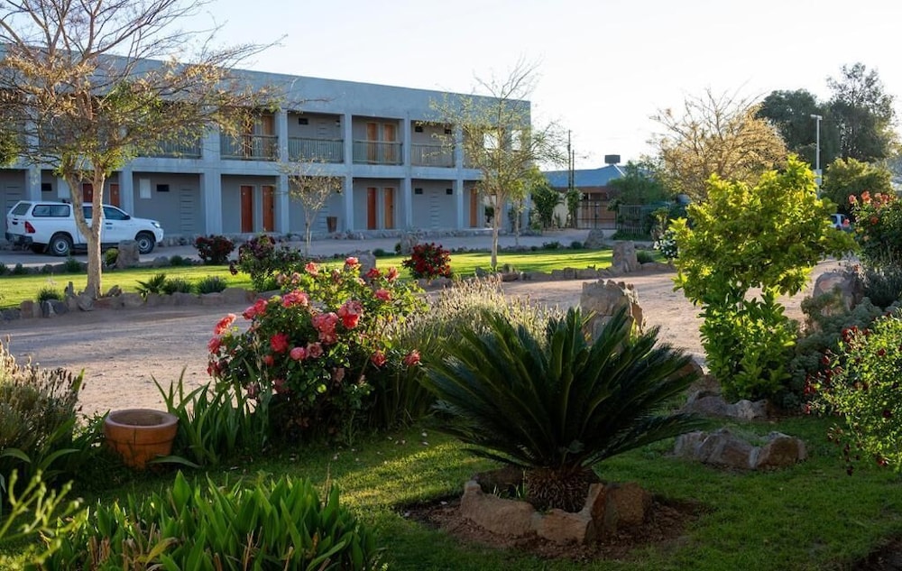 Pofadder Inn by Country Hotels 39/45
