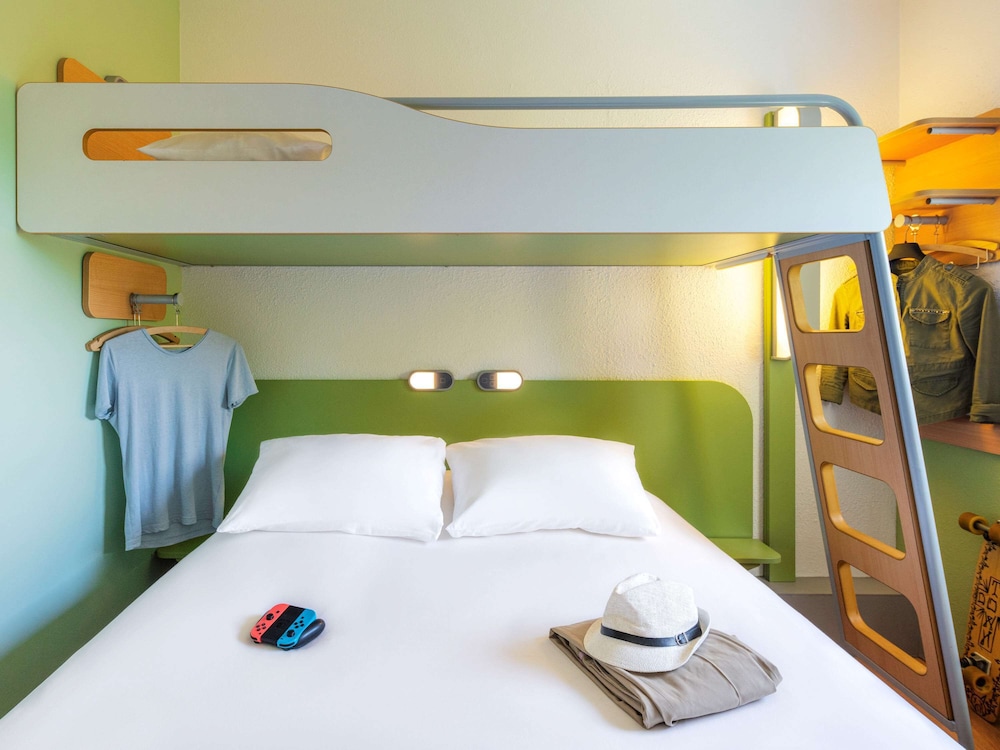 Ibis Budget Clermont Ferrand Sud Aubiere 17/63