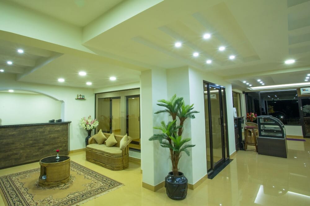 Rendezvous Beach Resort 27/46