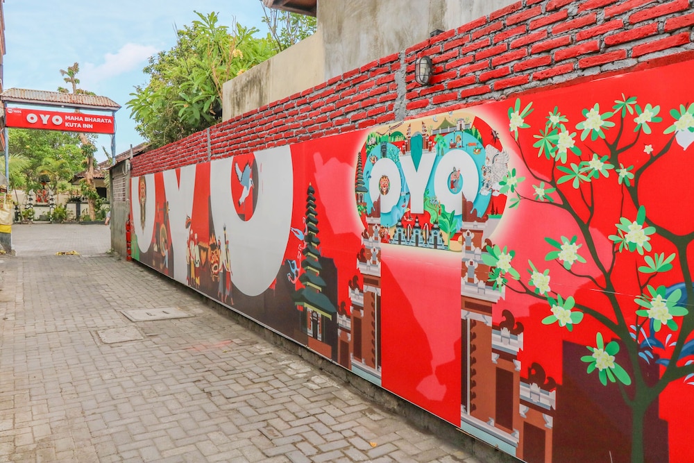 Super OYO 1654 Maha Bharata Kuta Inn 30/31