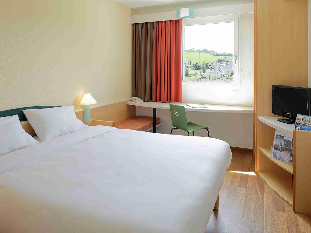 IBIS FRIBOURG 12/50