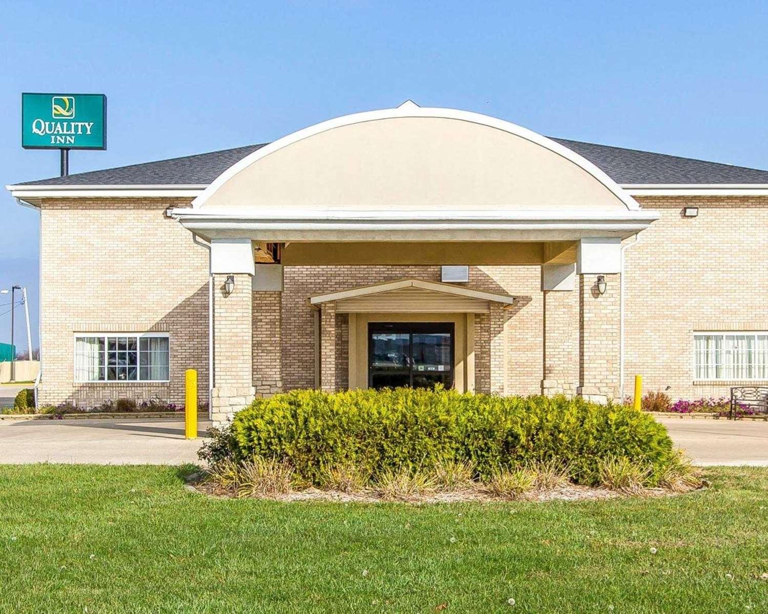 Quality Inn Pontiac 51/52