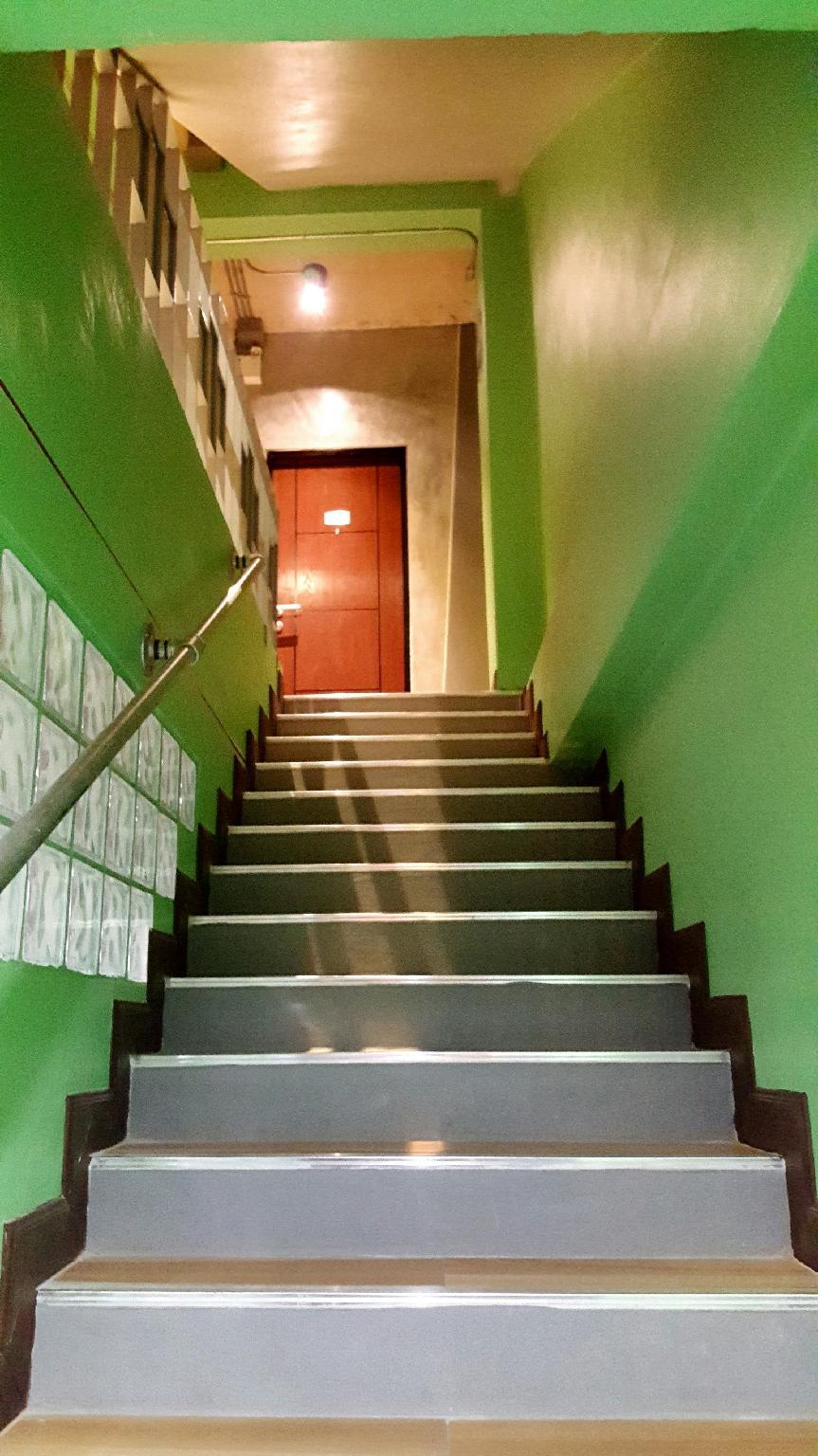 Room 2 U Hostel & Guesthouse 40/49