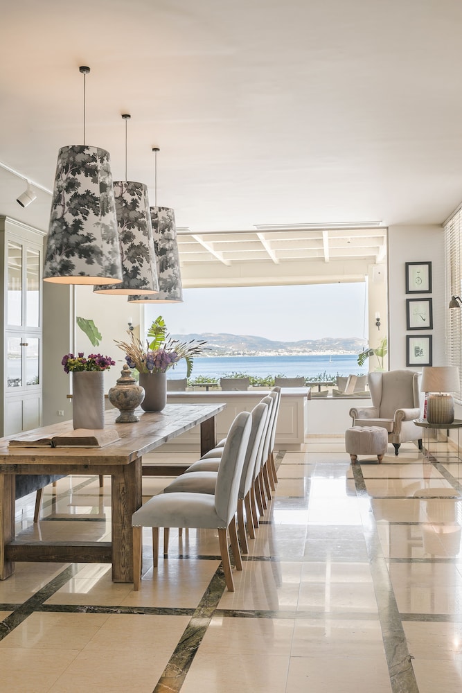 Thalassa Boutique Hotel 58/77
