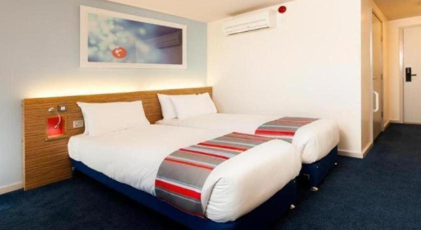 Travelodge Bromborough 6/14