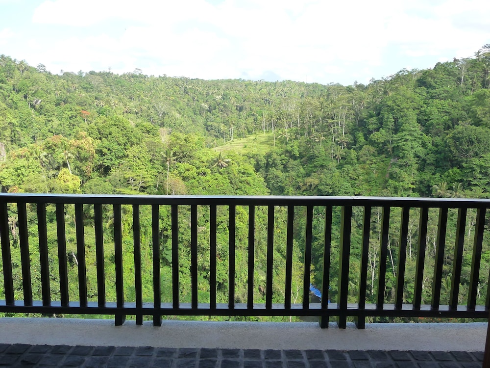 Rijasa Agung Resort And Villas 6/52