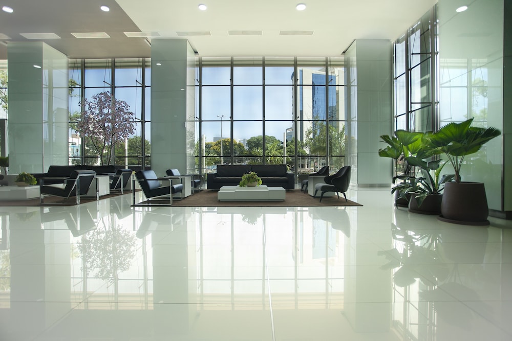 Paseo La Galeria Hotel & Suites 30/49