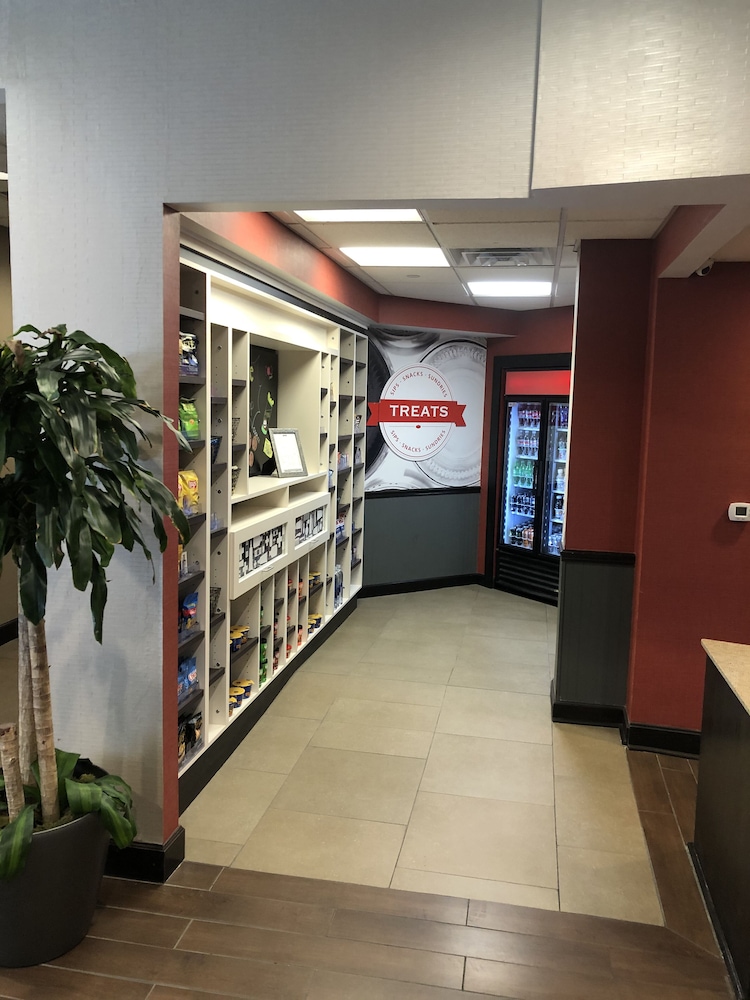 密尔沃基城恒庭套房酒店(Hampton Inn and Suites Milwaukee Downtown) 图片2