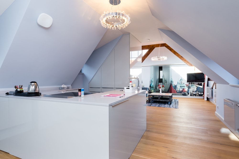 Empirent Apartments Prague Castle 7/50