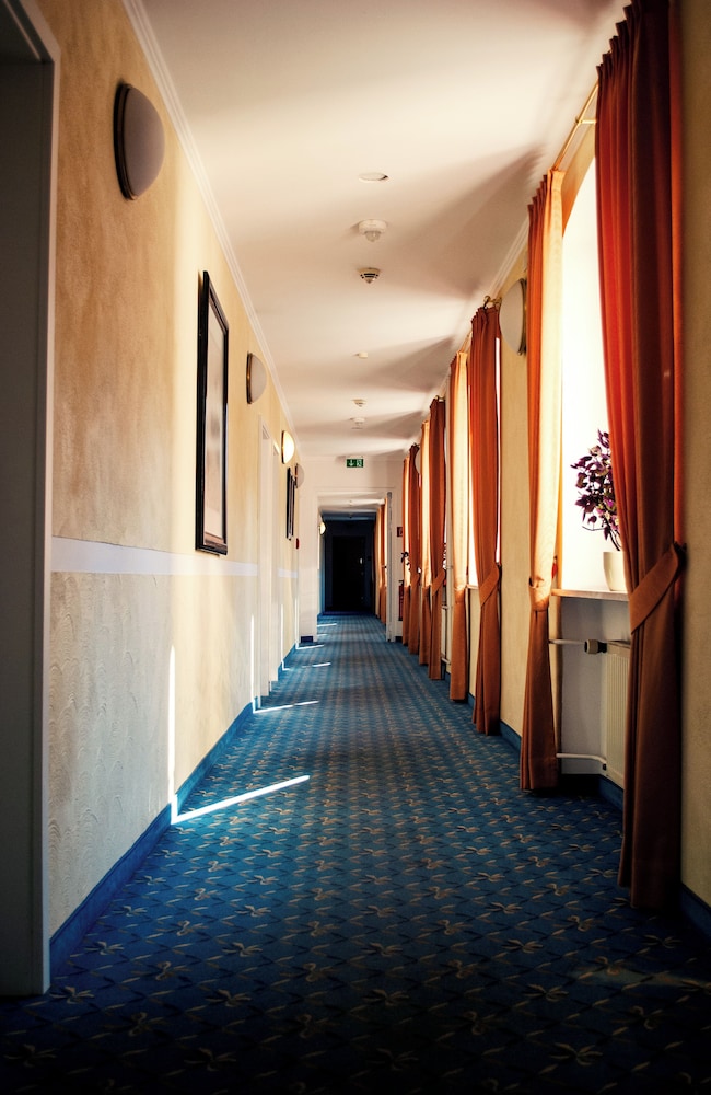 Hotel am Bahnhof 13/38