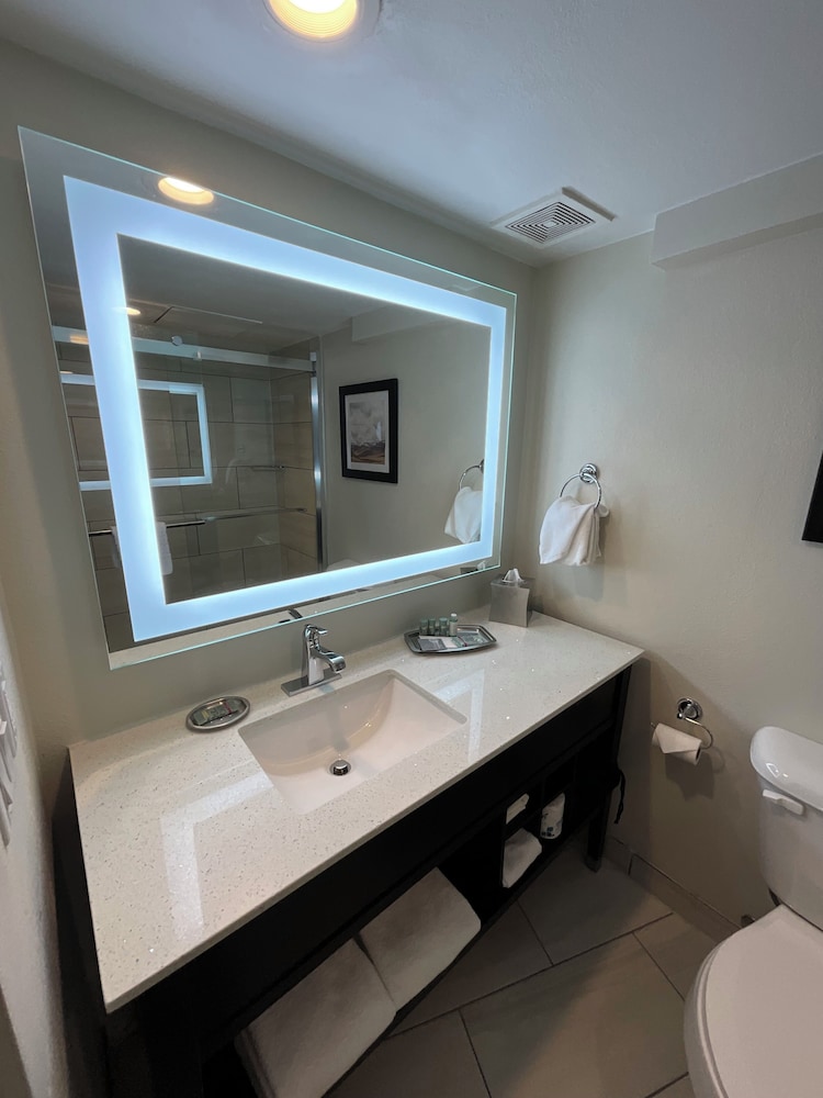 جناح بسرير كينج بشرفة، Best Western Denver East 5/7
