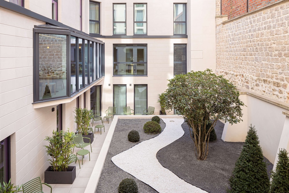 Hotel Yac Paris Clichy, a member of Radisson Individuals 45/50