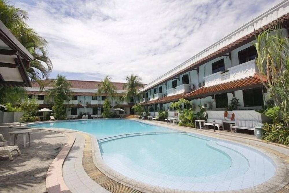Bahari Inn Tegal 35/36