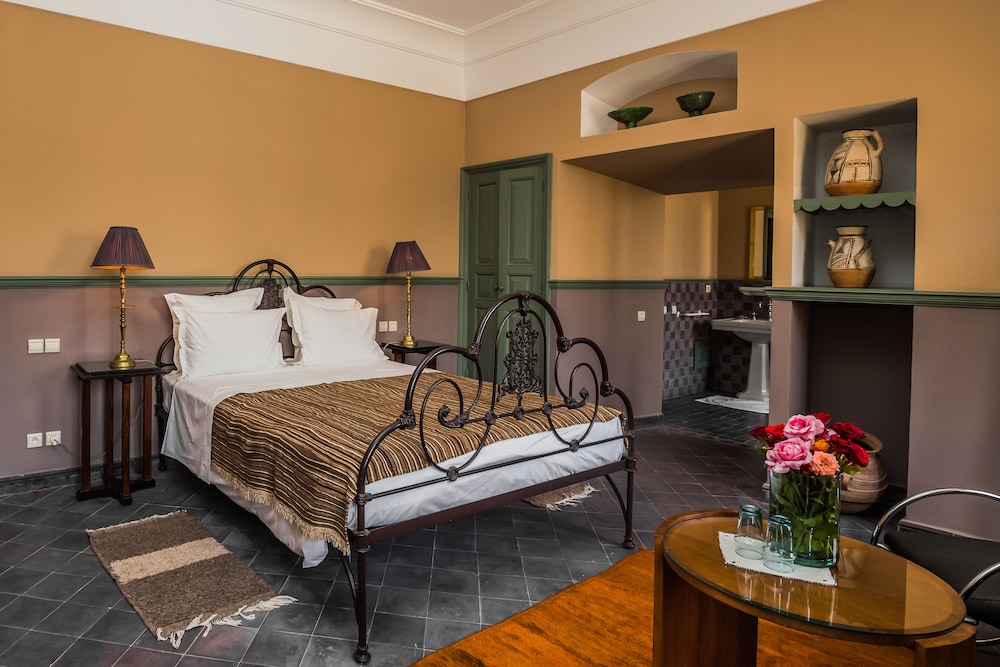 Hotel L'Iglesia 10/50
