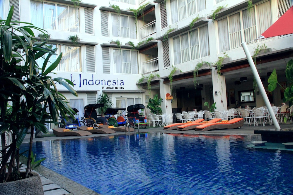 Losari Sunset Hotel 33/38