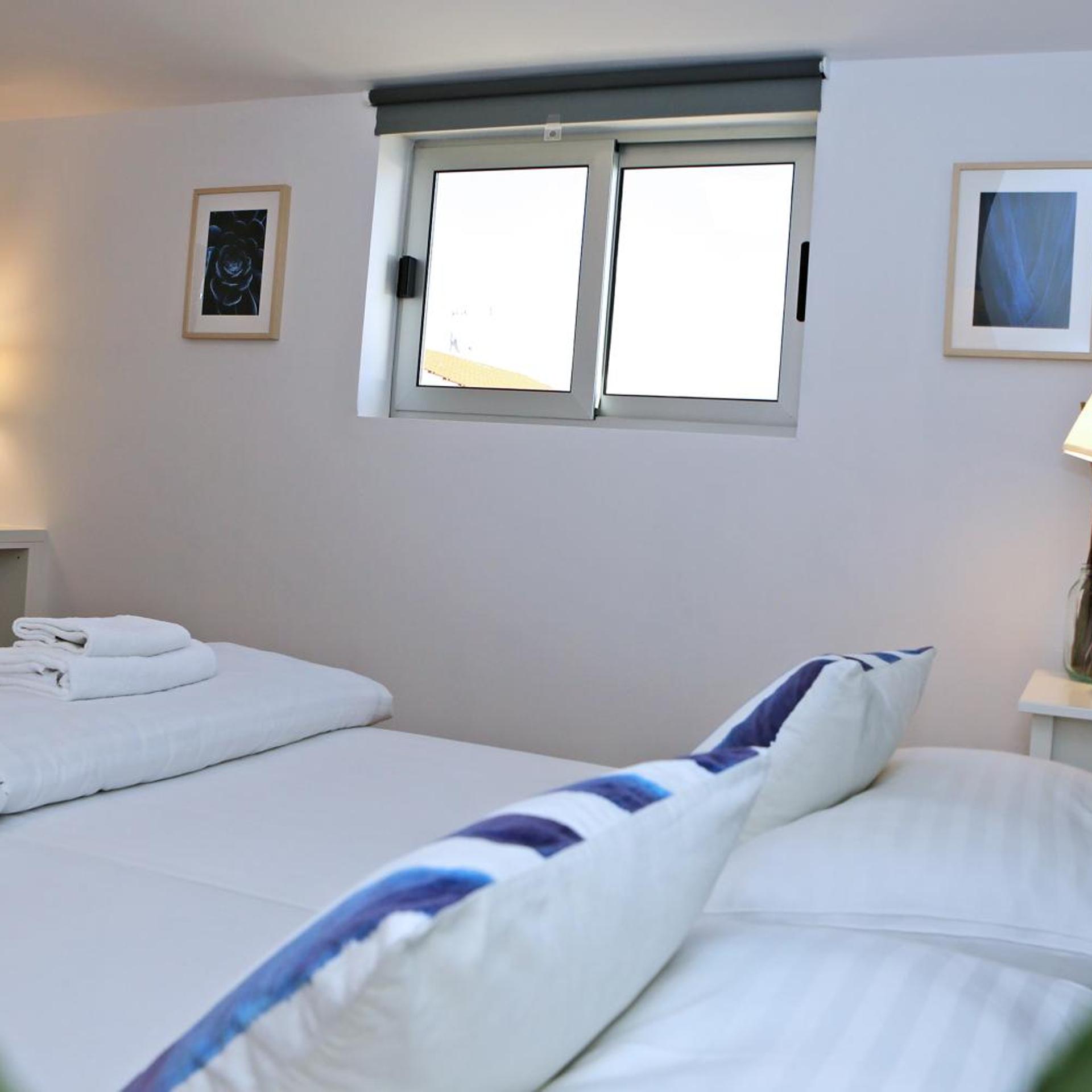 Room, Double or Twin Bed, No Balcony