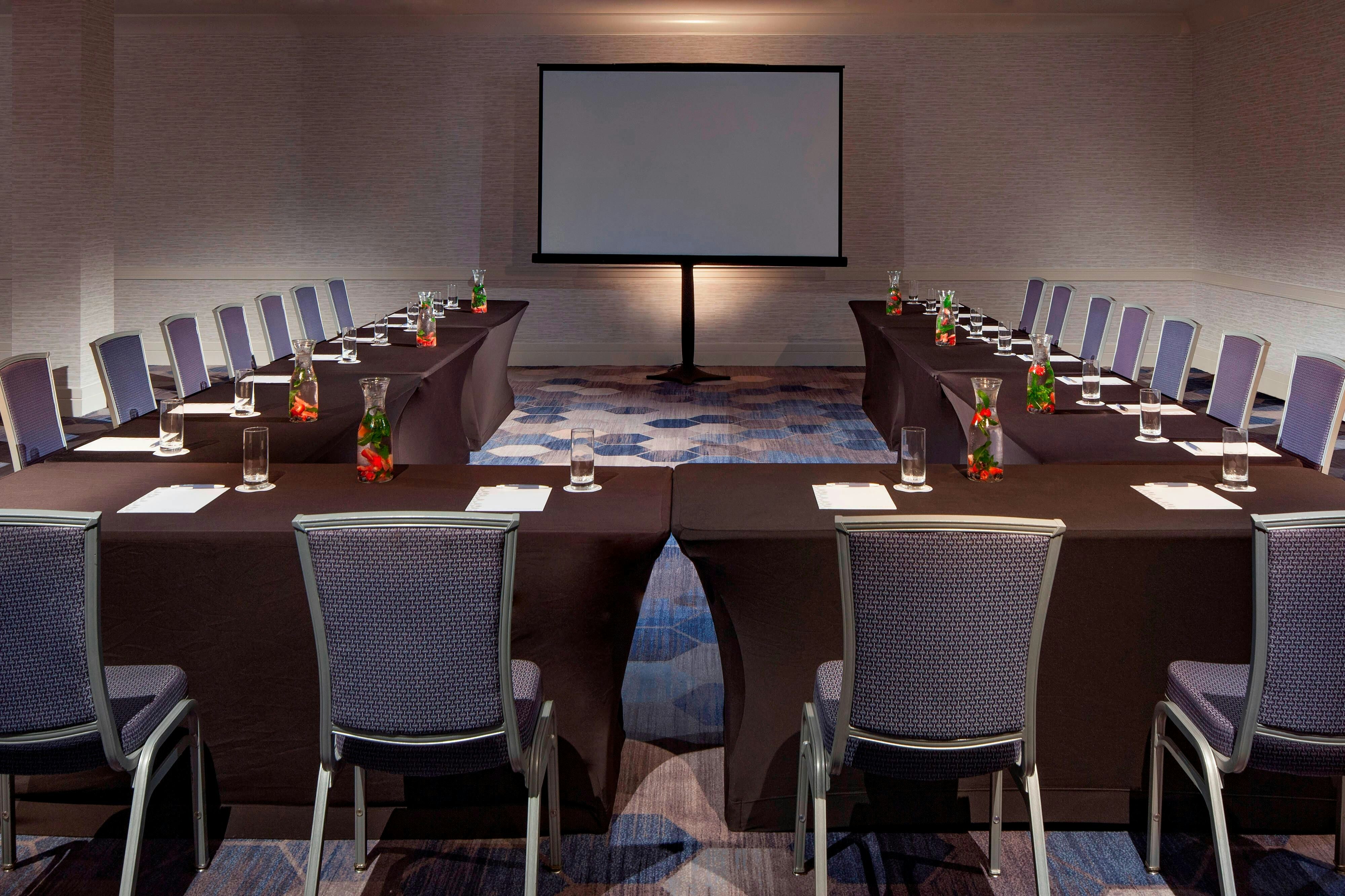 The Westshore Grand, Tampa, A Tribute Portfolio Hotel 10/24