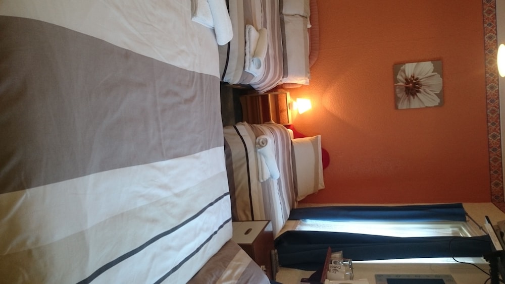 Tulip Hotel 12/51