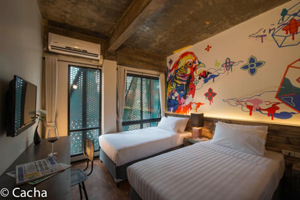 Cacha Hotel 25/50