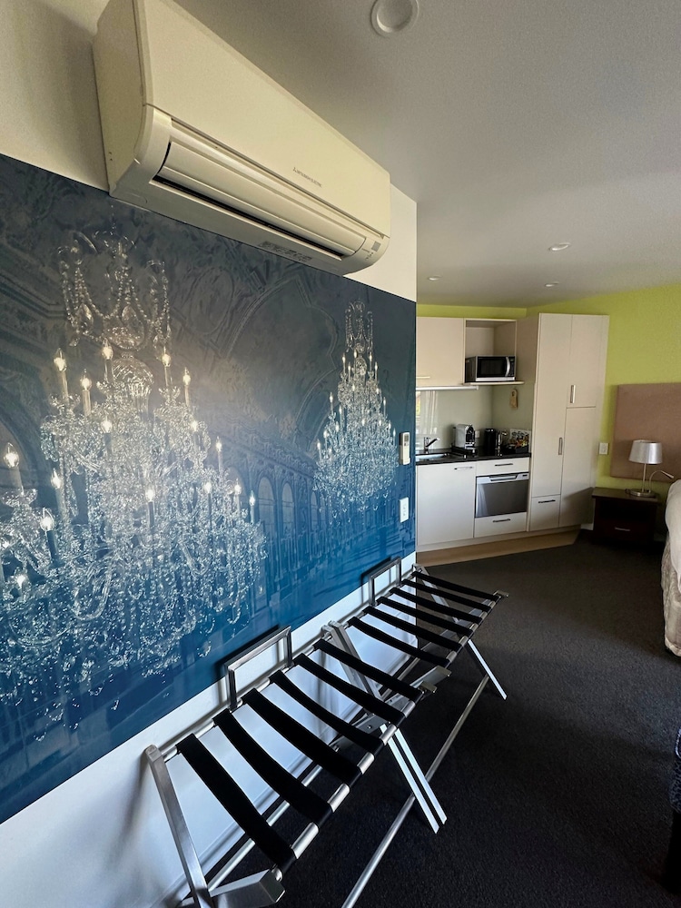 Delorenzo S Studio Apartments 46/72