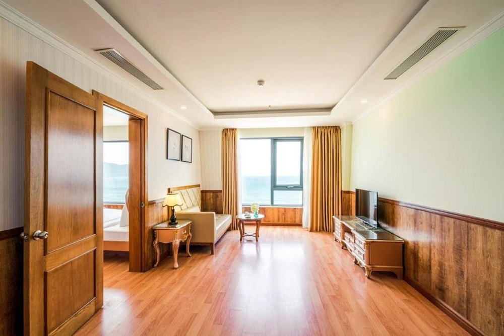 Serene Beach Hotel Danang 49/69