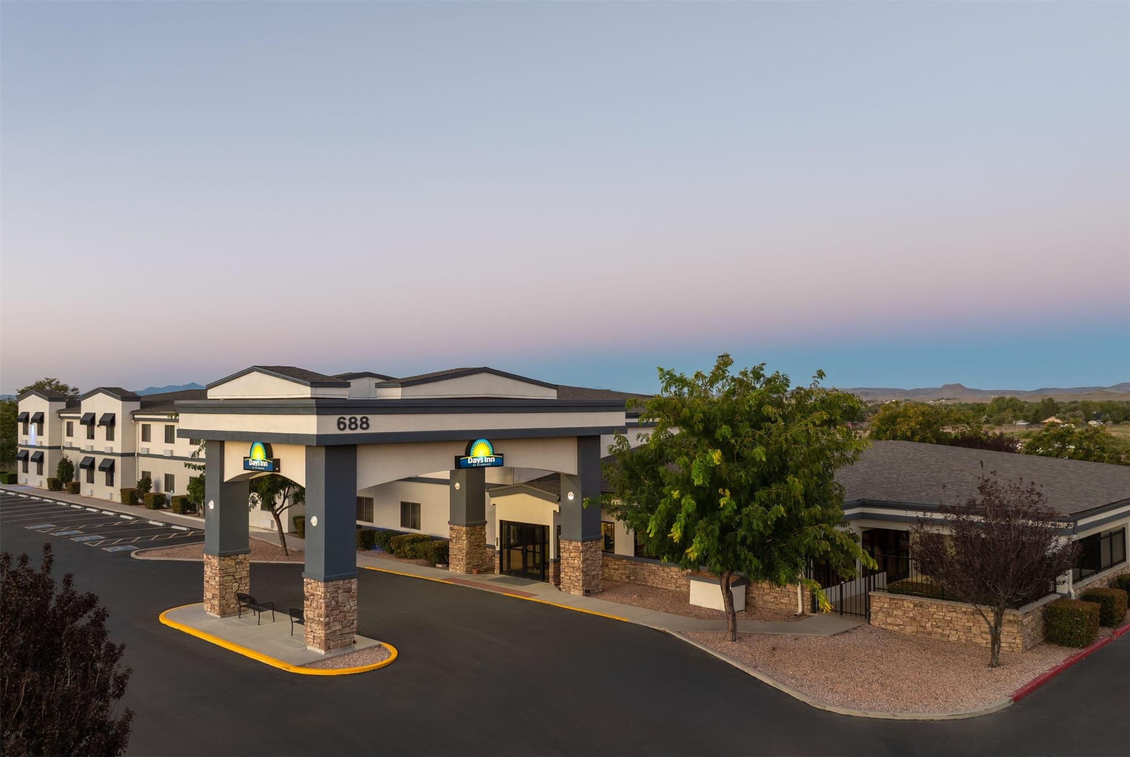 Days Inn by Wyndham Chino Valley 30/32