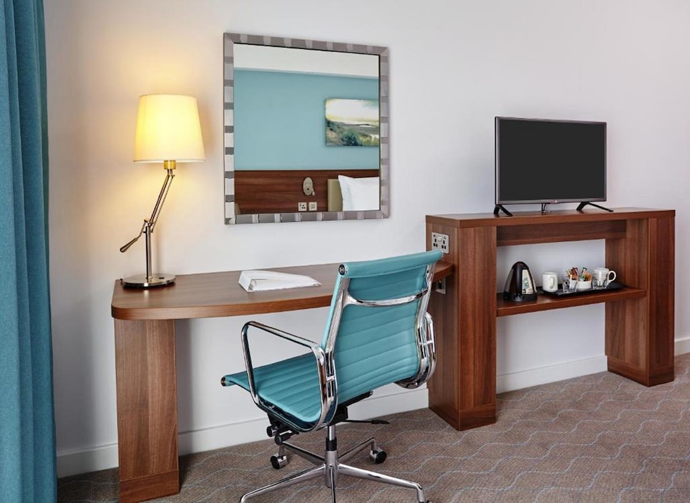 Hampton By Hilton Bournemouth 27/29