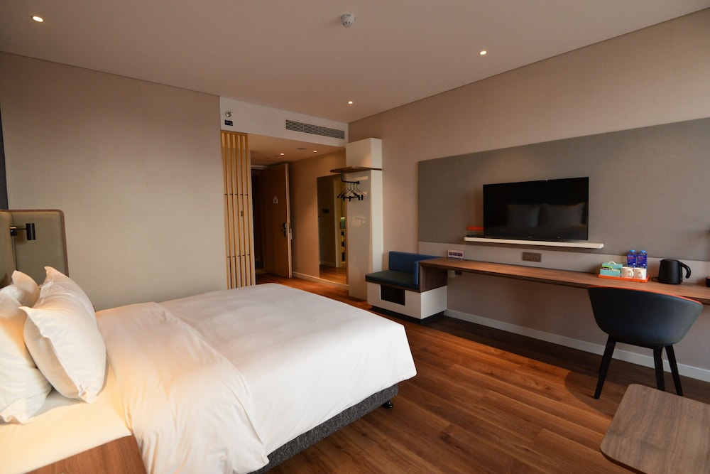 Holiday Inn Express Hangzhou Binjiang 18/52