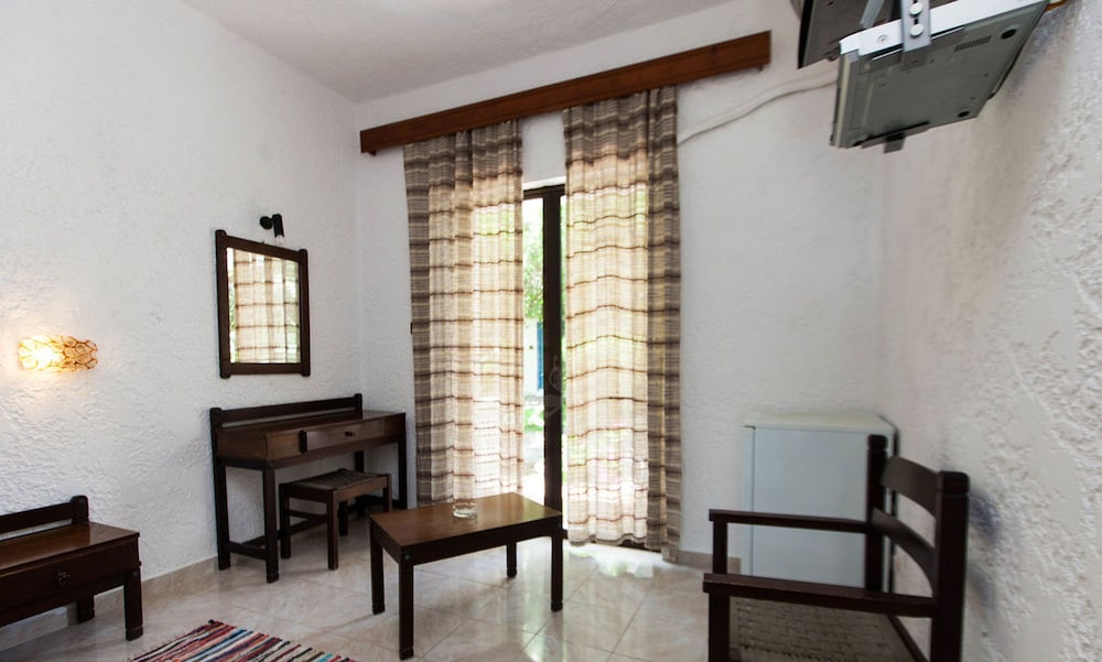 Oasis Hotel Bungalows 39/64