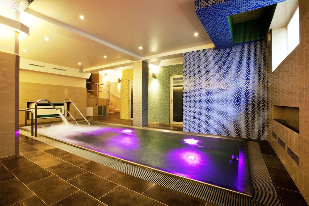 Relax Inn Hotel Prague 22/36