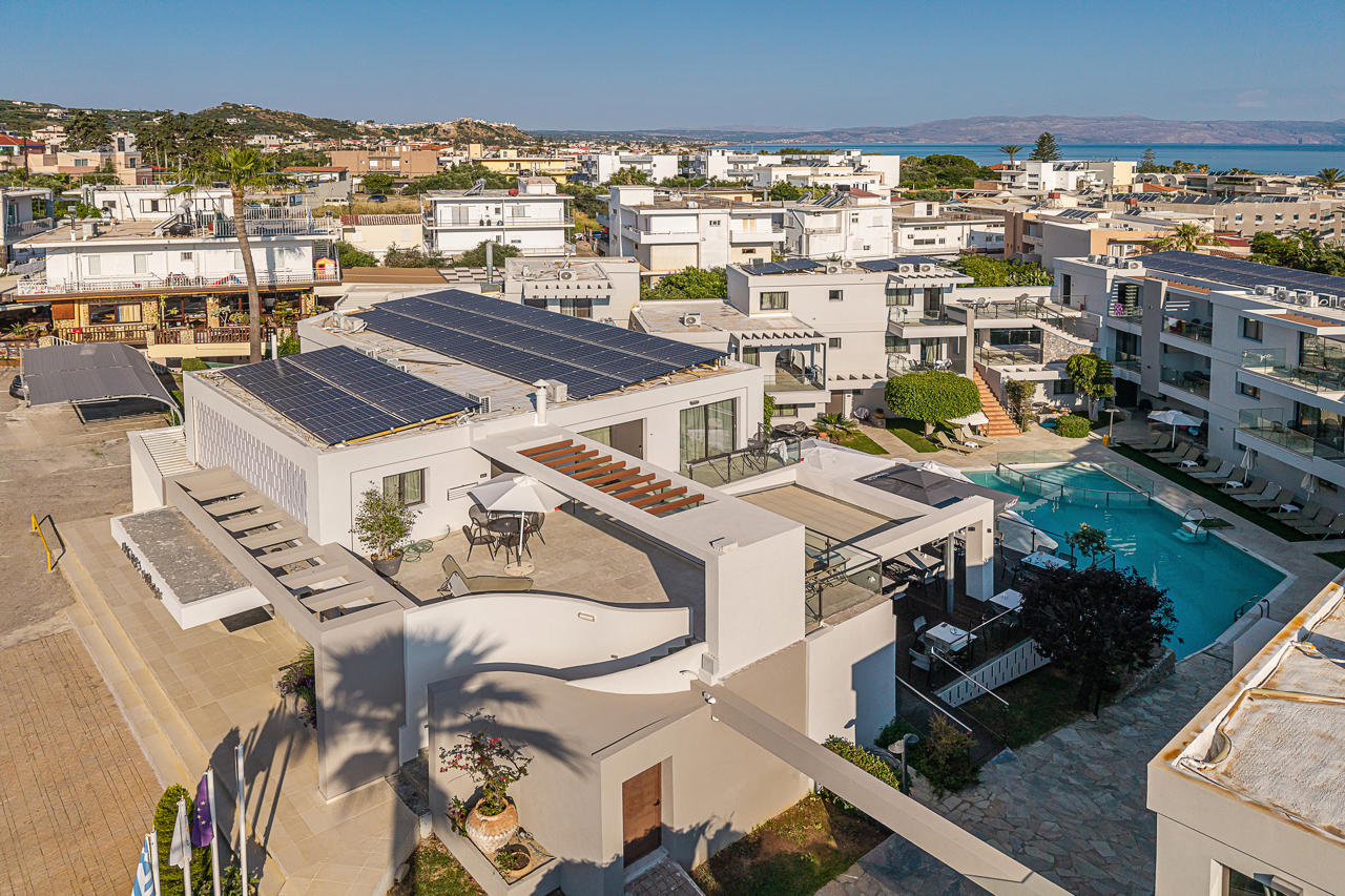 Minos Village 80/81