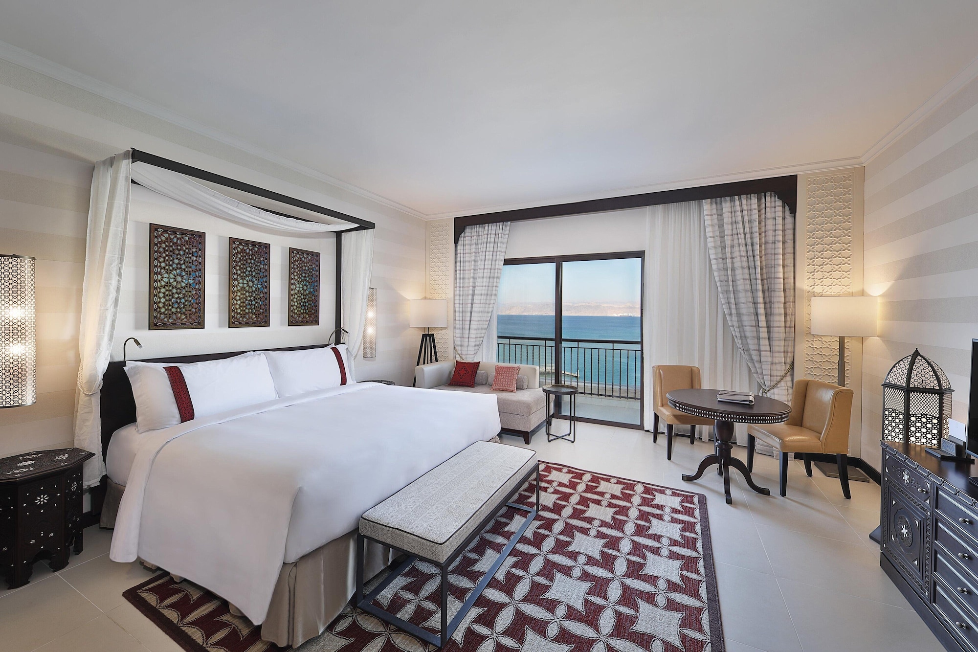 PREMIUM, KING BED, SEA VIEW, BALCONY