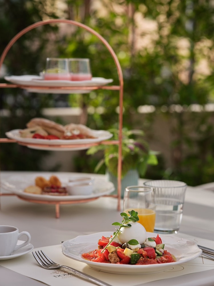 Domus Blanc Boutique Hotel 49/60