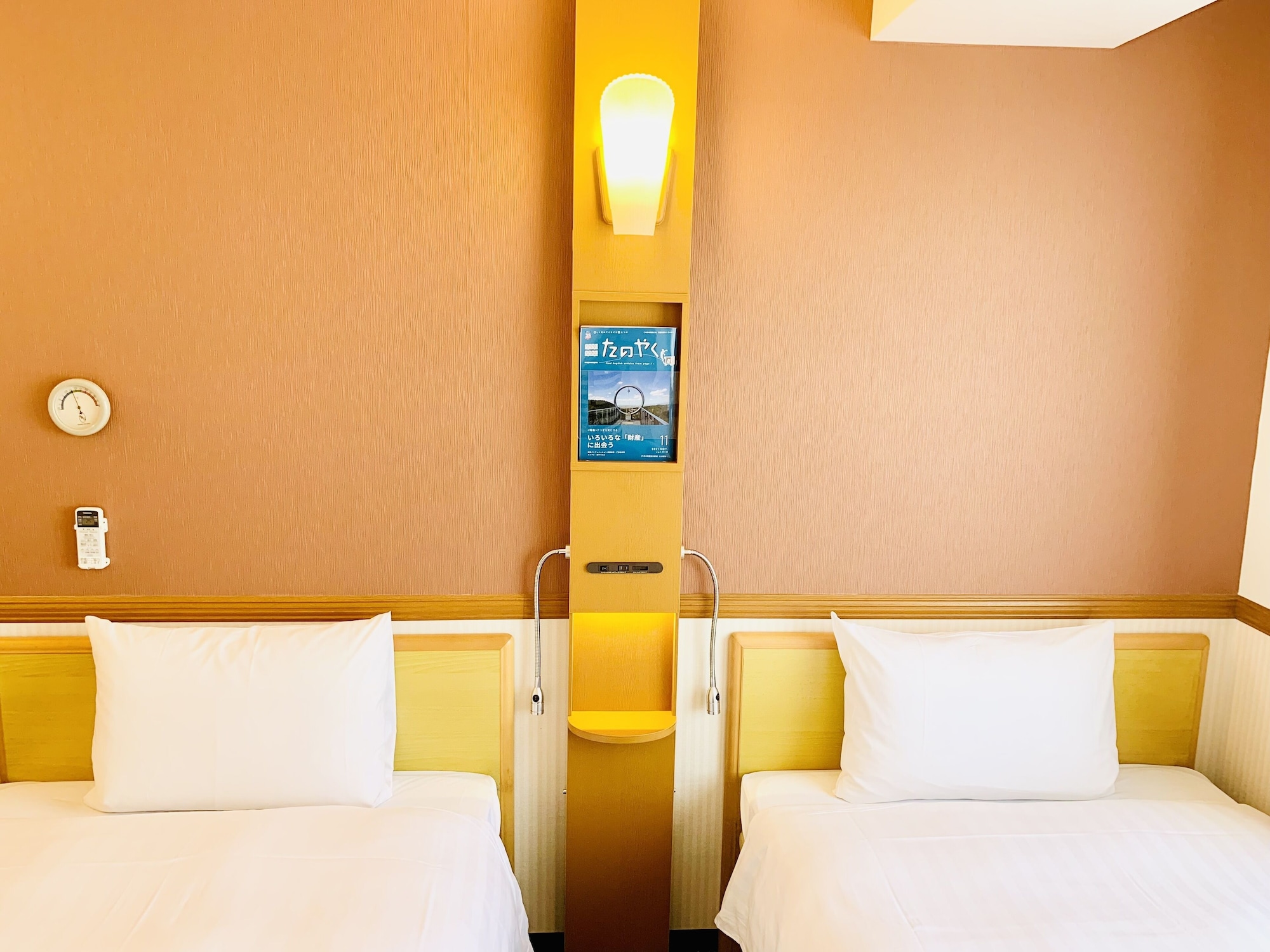 غرفة بسريرين منفصلين للمدخنين، Toyoko Inn Musashi-Nakahara Ekimae 5/6