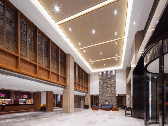 Mingyue Dongyi International Hotel 5/17