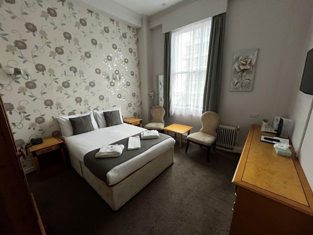 Inland, Double Bed