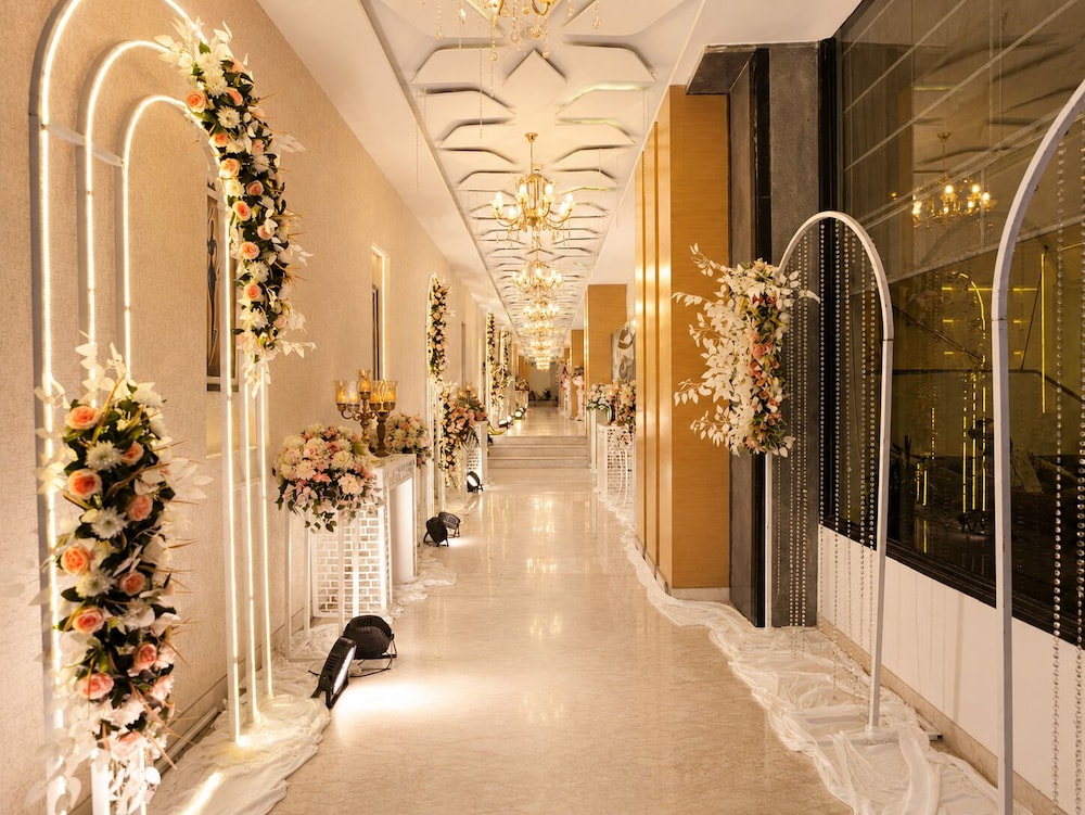 Regenta Place Amritsar 18/92