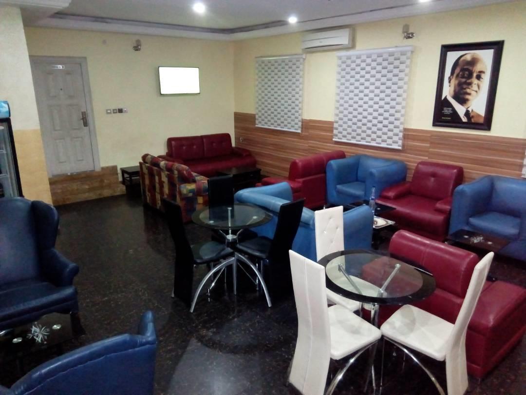 Bex Suites And Spa 6/9