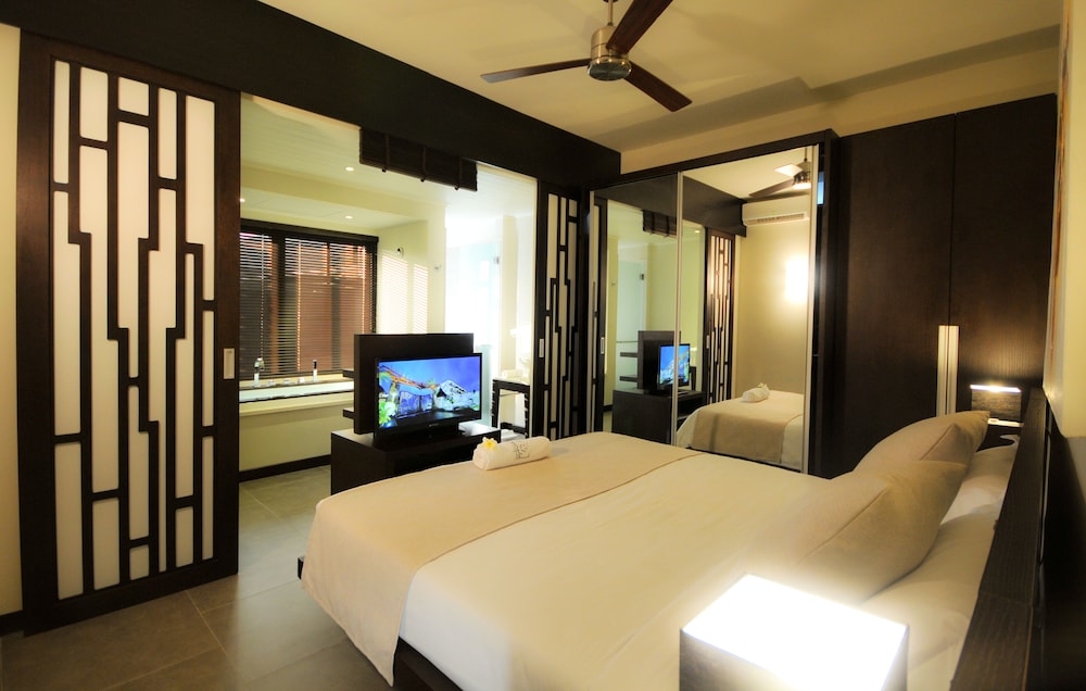 3 BEDROOMS, PENTHOUSE