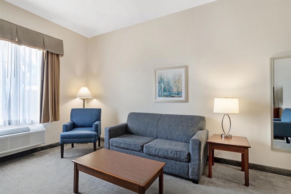 Best Western Plus Executive Hotel Suites 22/50