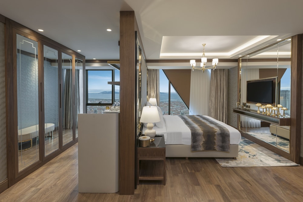 Elite World Grand Istanbul Kucukyali Hotel 27/68