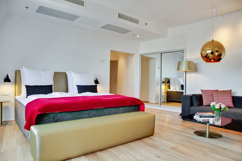 Scandic Palace Hotel 12/67