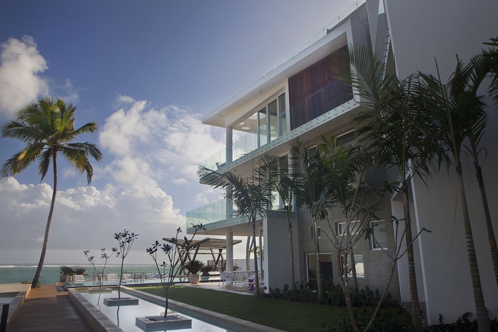 Ultravioleta Boutique Residences 6/47