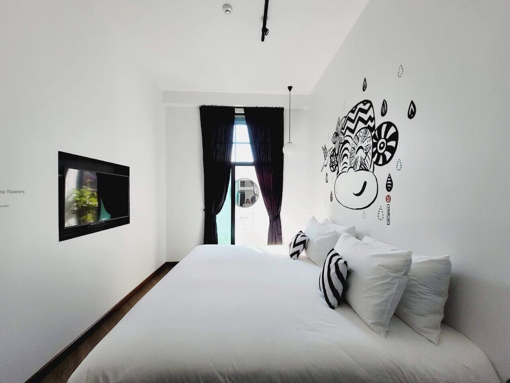 Blu Monkey Hub and Hotel Ranong 7/46