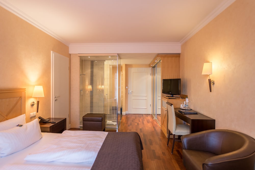 Hotel Vier Jahreszeiten Zingst 24/70
