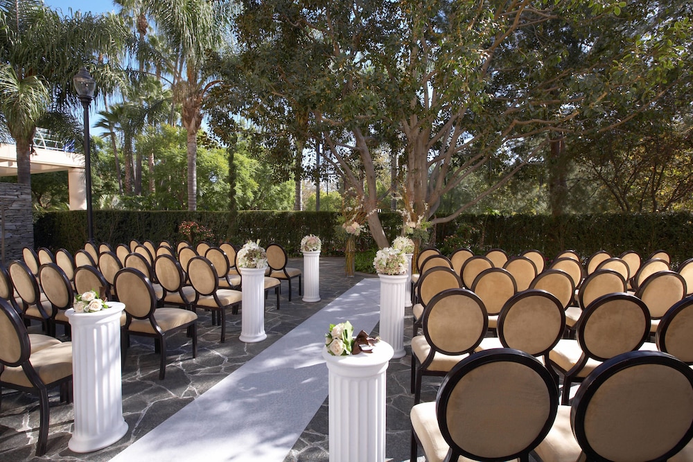 Sheraton Fairplex Hotel Conference Center in POMONA - CA