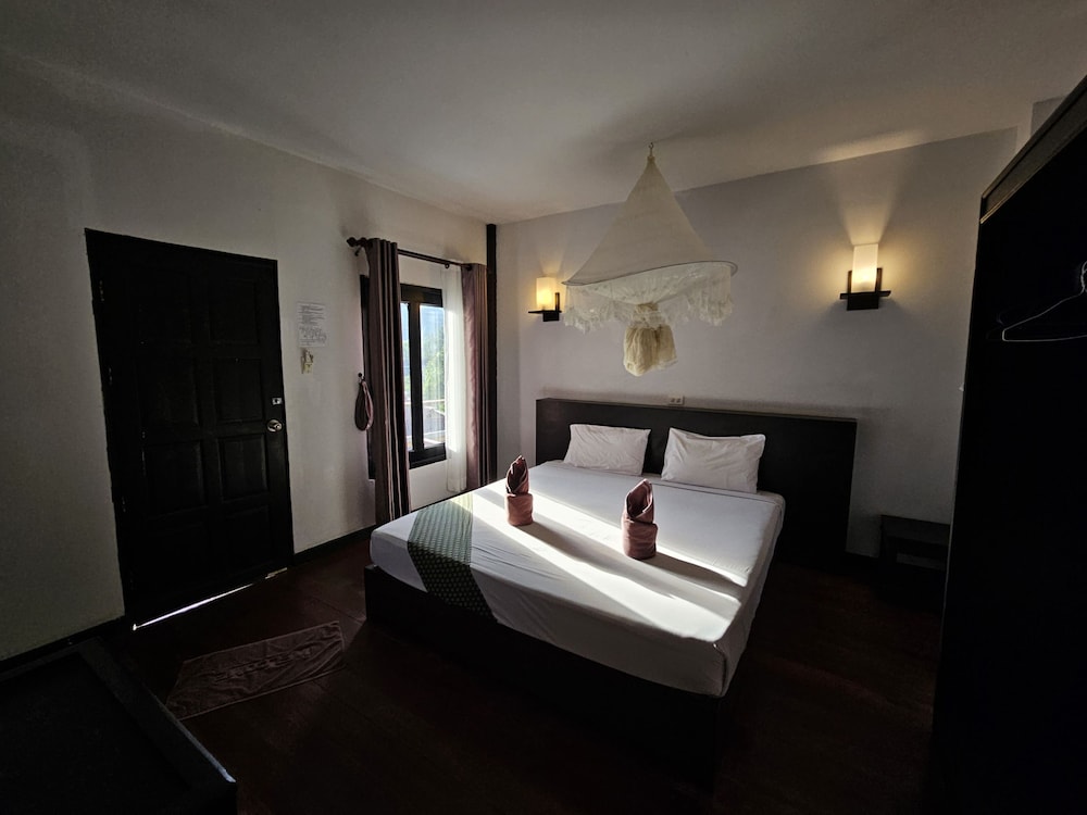 Phitharom Pp Resort 9/50