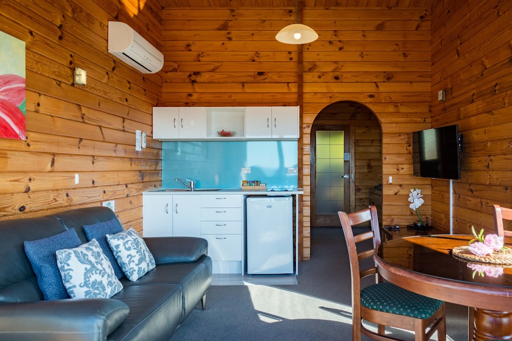 KIMI ORA ECO RESORT 38/70