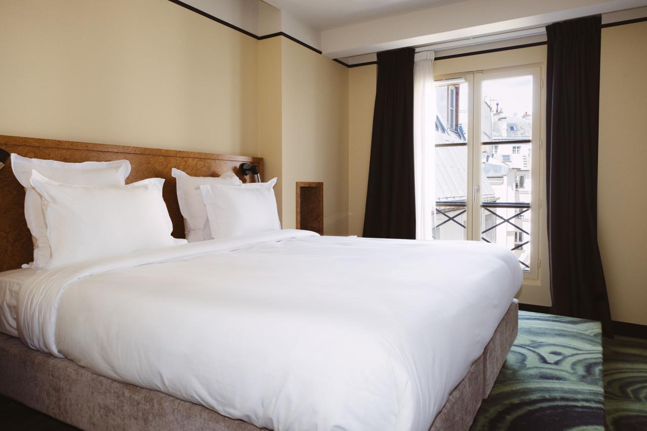 1k Hotel 8/36