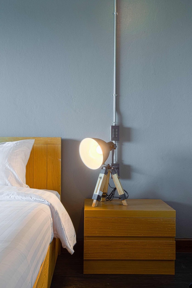 Get Zleep Premium Budget Hotel 29/59